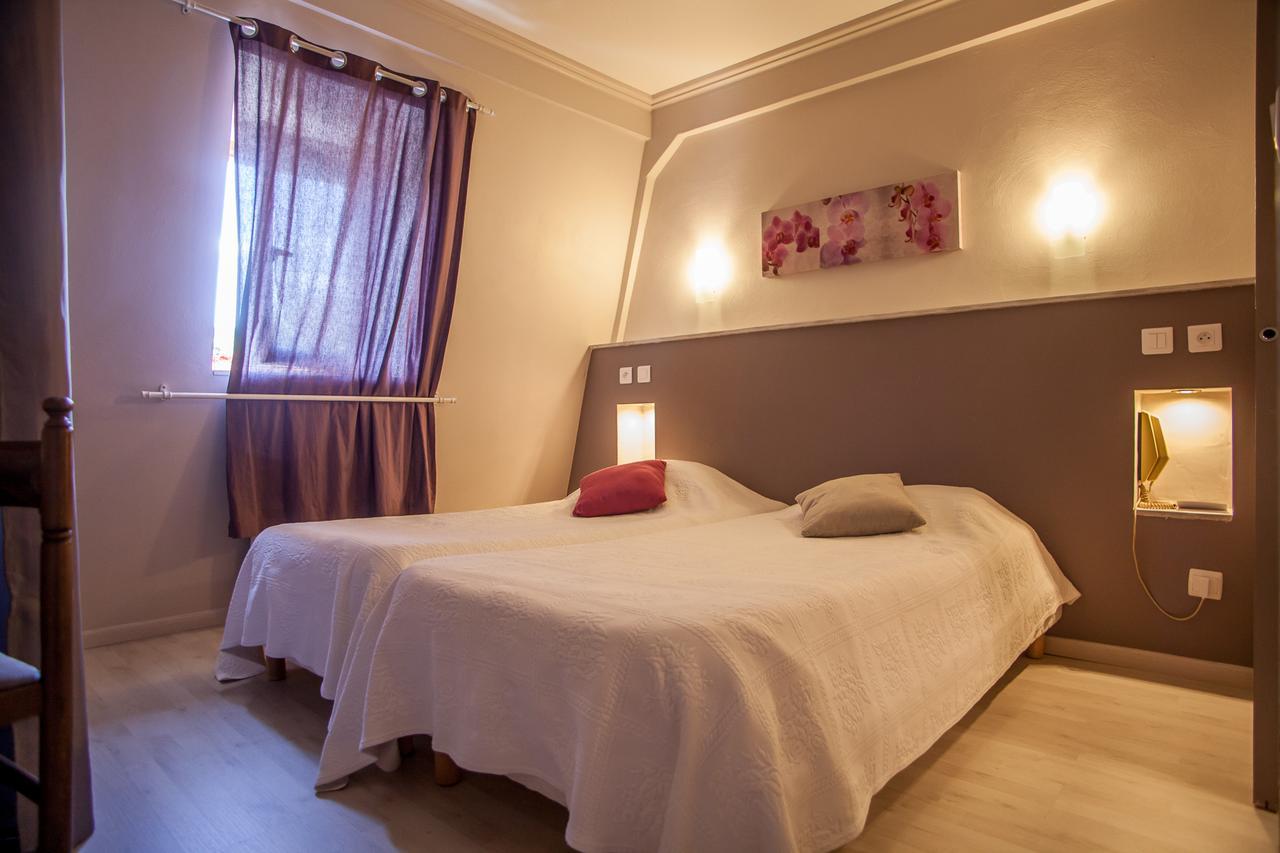 Logis Hotels - Auberge De L'Ile - Hotel 3 Etoiles Et Restaurant Creysse  Exteriör bild