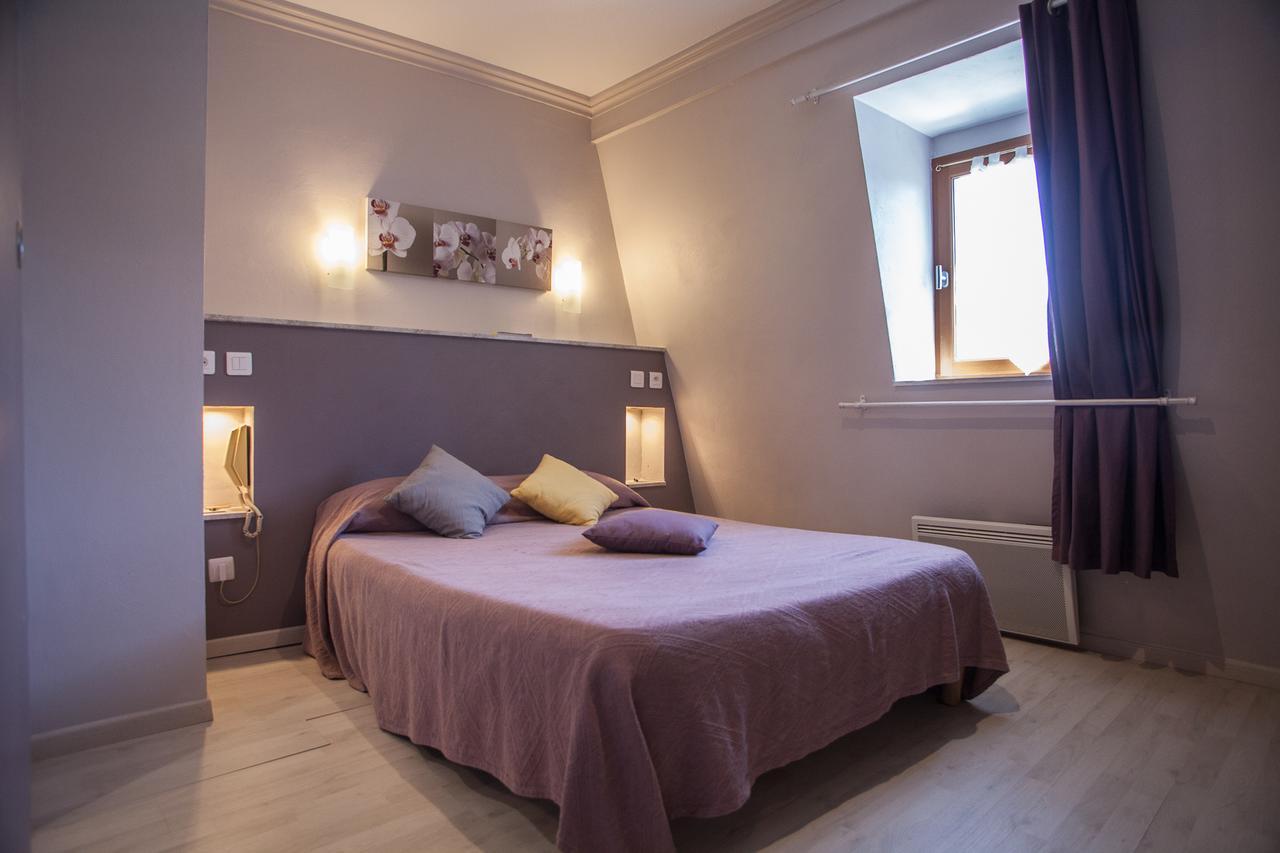 Logis Hotels - Auberge De L'Ile - Hotel 3 Etoiles Et Restaurant Creysse  Exteriör bild