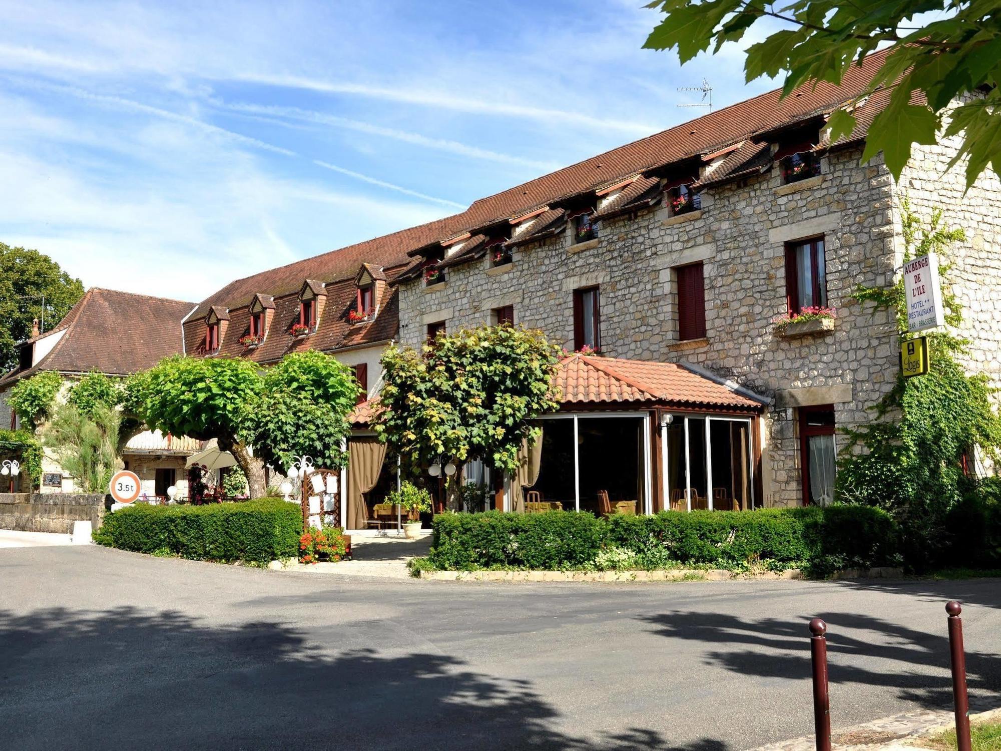 Logis Hotels - Auberge De L'Ile - Hotel 3 Etoiles Et Restaurant Creysse  Exteriör bild